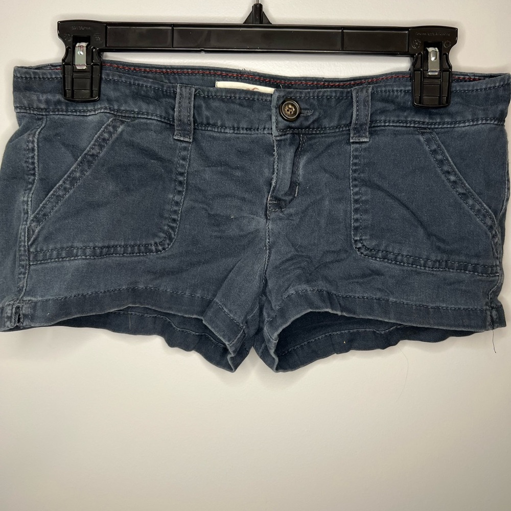 Hollister Size 0 Women’s Black Shorts